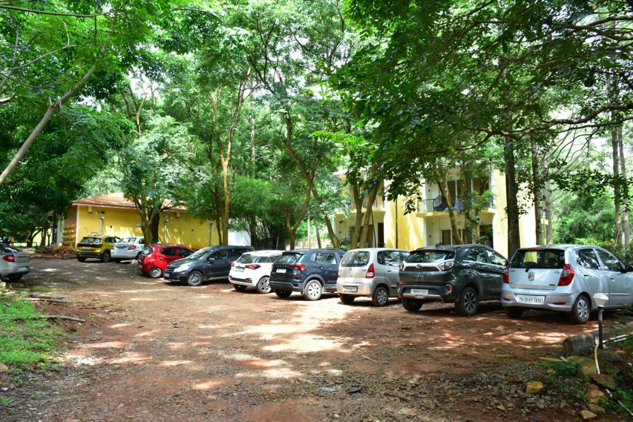 Zeenath Taj Gardens Yelagiri Extérieur photo