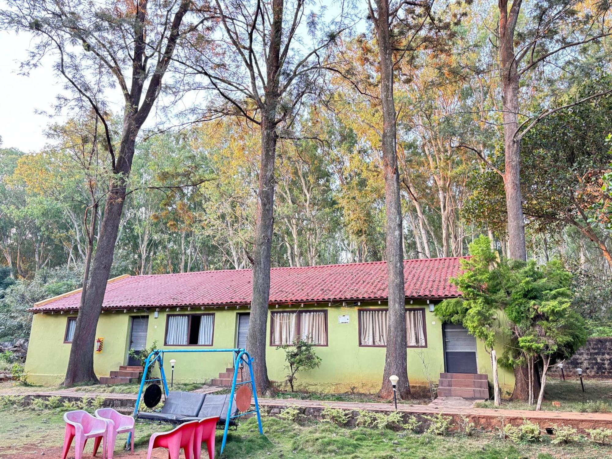 Zeenath Taj Gardens Yelagiri Extérieur photo